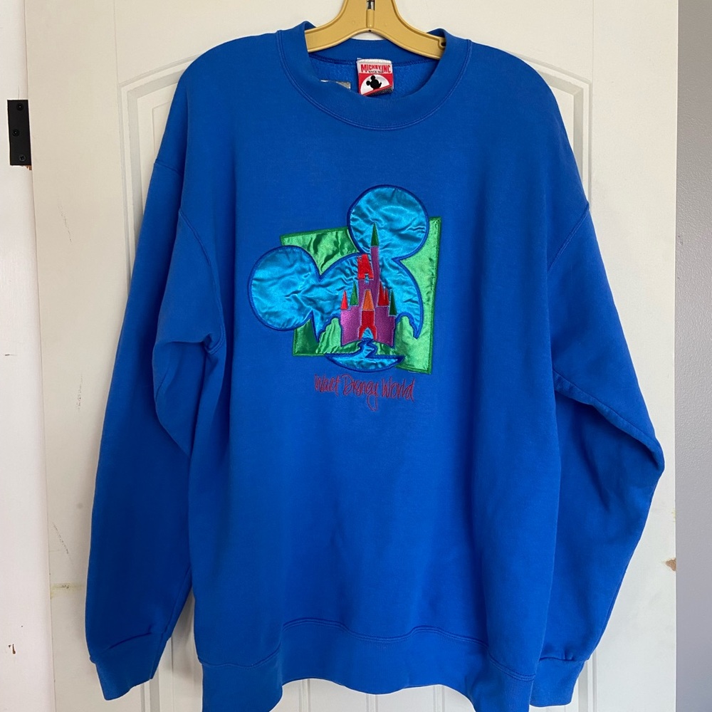 Vintage Walt Disney World Sweater EUC